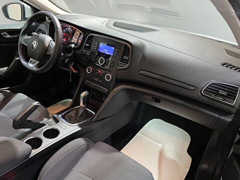 2021 Benzin Otomatik Renault Megane Beyaz Gürel Tasarım Aksesuar Otomotiv San. Tic. Ltd. Şti.