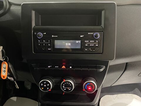 2022 Dizel Manuel Renault Express Beyaz Gürel Tasarım Aksesuar Otomotiv San. Tic. Ltd. Şti.