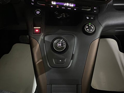 2023 Dizel Otomatik Peugeot Rifter Beyaz Gürel Tasarım Aksesuar Otomotiv San. Tic. Ltd. Şti.