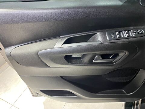 2023 Dizel Otomatik Citroen Berlingo Gri Gürel Tasarım Aksesuar Otomotiv San. Tic. Ltd. Şti.