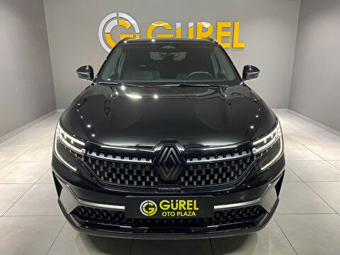 2024 MHEV Otomatik Renault Austral Siyah Gürel Tasarım Aksesuar Otomotiv San. Tic. Ltd. Şti.