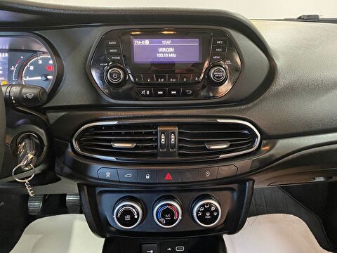 2022 Dizel Manuel Fiat Egea Beyaz Gürel Tasarım Aksesuar Otomotiv San. Tic. Ltd. Şti.