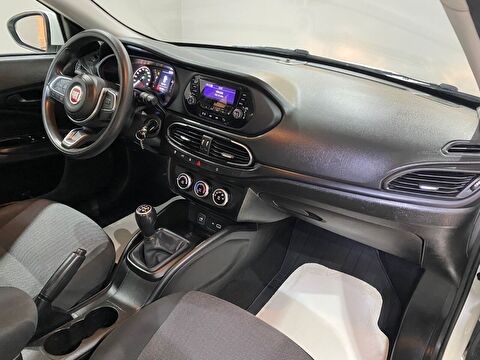 2022 Dizel Manuel Fiat Egea Beyaz Gürel Tasarım Aksesuar Otomotiv San. Tic. Ltd. Şti.