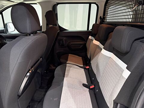 2025 Dizel Otomatik Citroen Berlingo Gri Gürel Tasarım Aksesuar Otomotiv San. Tic. Ltd. Şti.