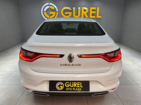 2022 Benzin Otomatik Renault Megane Beyaz Gürel Tasarım Aksesuar Otomotiv San. Tic. Ltd. Şti.