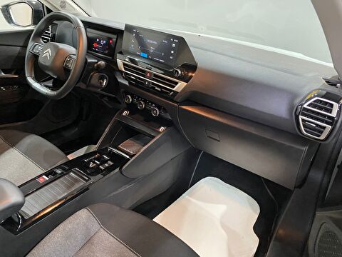 2024 Benzin Otomatik Citroen C4 X Beyaz Gürel Tasarım Aksesuar Otomotiv San. Tic. Ltd. Şti.