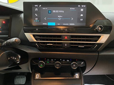 2024 Benzin Otomatik Citroen C4 X Beyaz Gürel Tasarım Aksesuar Otomotiv San. Tic. Ltd. Şti.