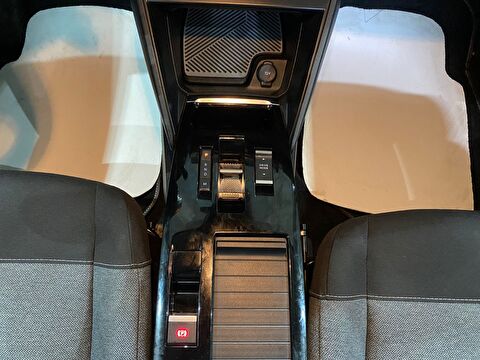2024 Benzin Otomatik Citroen C4 X Beyaz Gürel Tasarım Aksesuar Otomotiv San. Tic. Ltd. Şti.