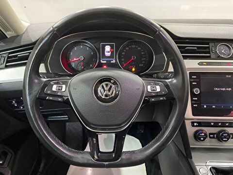 2017 Benzin Manuel Volkswagen Passat Gri Gürel Tasarım Aksesuar Otomotiv San. Tic. Ltd. Şti.