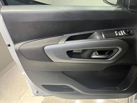 2025 Dizel Manuel Fiat Doblo Beyaz Gürel Tasarım Aksesuar Otomotiv San. Tic. Ltd. Şti.