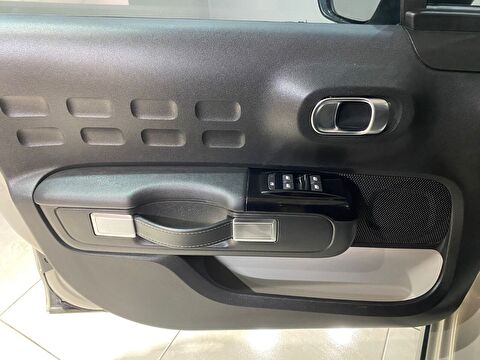 2023 Benzin + LPG Manuel Citroen C3 Gri Gürel Tasarım Aksesuar Otomotiv San. Tic. Ltd. Şti.