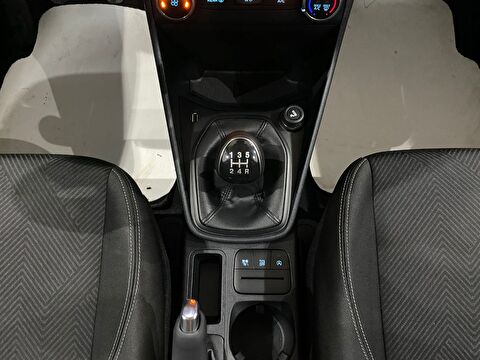 2022 Benzin Manuel Ford Fiesta Mavi Gürel Tasarım Aksesuar Otomotiv San. Tic. Ltd. Şti.