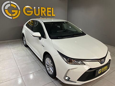 2021 Hybrid Otomatik Toyota Corolla Beyaz Gürel Tasarım Aksesuar Otomotiv San. Tic. Ltd. Şti.