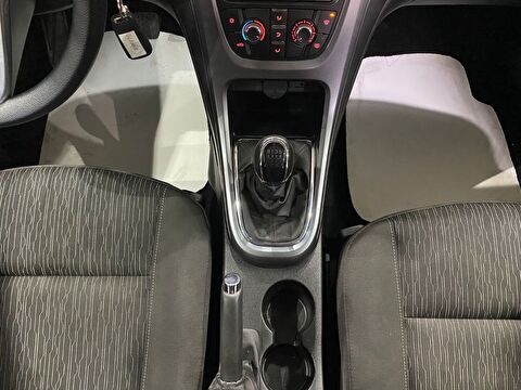 2018 Benzin Manuel Opel Astra Gri Gürel Tasarım Aksesuar Otomotiv San. Tic. Ltd. Şti.