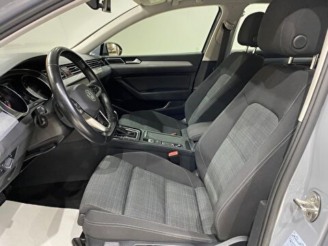 2022 Benzin Otomatik Volkswagen Passat Gri Gürel Tasarım Aksesuar Otomotiv San. Tic. Ltd. Şti.