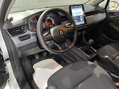 2022 Benzin Manuel Renault Clio Beyaz Gürel Tasarım Aksesuar Otomotiv San. Tic. Ltd. Şti.