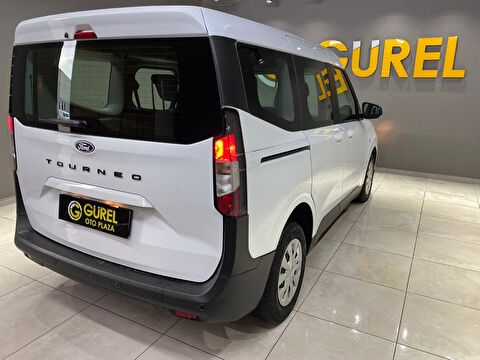 2024 Dizel Manuel Ford Tourneo Courier Beyaz Gürel Tasarım Aksesuar Otomotiv San. Tic. Ltd. Şti.