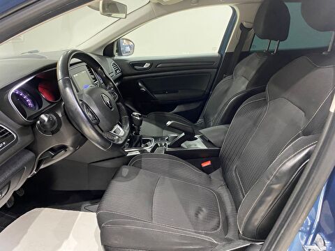 2017 Benzin Manuel Renault Megane Mavi Gürel Tasarım Aksesuar Otomotiv San. Tic. Ltd. Şti.