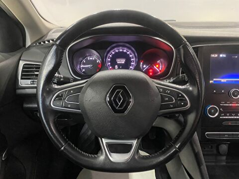 2017 Benzin Manuel Renault Megane Mavi Gürel Tasarım Aksesuar Otomotiv San. Tic. Ltd. Şti.