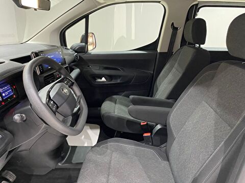 2026 Dizel Otomatik Opel Combo Beyaz Gürel Tasarım Aksesuar Otomotiv San. Tic. Ltd. Şti.
