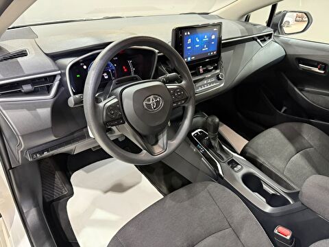 2026 Benzin Otomatik Toyota Corolla Beyaz Gürel Tasarım Aksesuar Otomotiv San. Tic. Ltd. Şti.