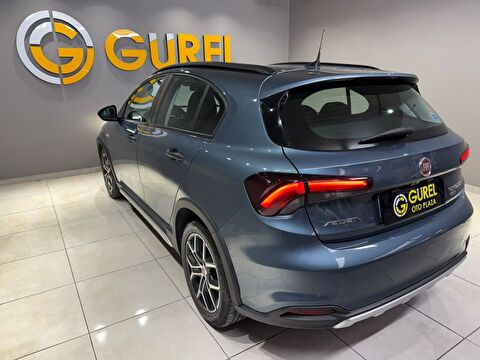 2025 Dizel Otomatik Fiat Egea Cross Mavi Gürel Tasarım Aksesuar Otomotiv San. Tic. Ltd. Şti.