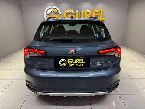 2025 Dizel Otomatik Fiat Egea Cross Mavi Gürel Tasarım Aksesuar Otomotiv San. Tic. Ltd. Şti.