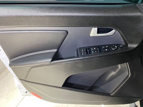 2013 Benzin Manuel Kia Sportage Beyaz Gürel Tasarım Aksesuar Otomotiv San. Tic. Ltd. Şti.