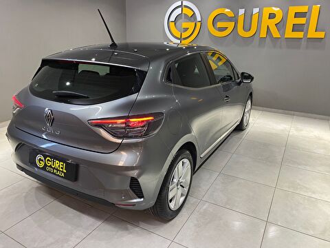 2024 Benzin Otomatik Renault Clio Gri Gürel Tasarım Aksesuar Otomotiv San. Tic. Ltd. Şti.