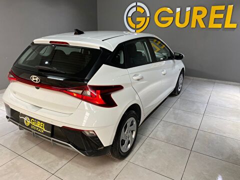 2024 Benzin Otomatik Hyundai i20 Beyaz Gürel Tasarım Aksesuar Otomotiv San. Tic. Ltd. Şti.