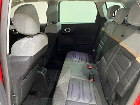 2023 Benzin Otomatik Citroen C3 AirCross Kırmızı Gürel Tasarım Aksesuar Otomotiv San. Tic. Ltd. Şti.