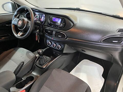 2022 Benzin Manuel Fiat Egea Beyaz Gürel Tasarım Aksesuar Otomotiv San. Tic. Ltd. Şti.