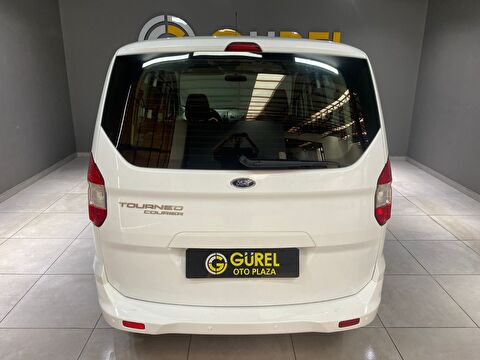 2022 Dizel Manuel Ford Tourneo Courier Beyaz Gürel Tasarım Aksesuar Otomotiv San. Tic. Ltd. Şti.