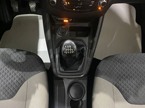 2022 Dizel Manuel Ford Tourneo Courier Beyaz Gürel Tasarım Aksesuar Otomotiv San. Tic. Ltd. Şti.