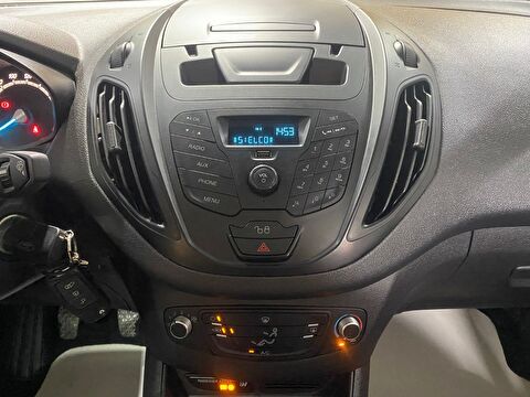 2022 Dizel Manuel Ford Tourneo Courier Beyaz Gürel Tasarım Aksesuar Otomotiv San. Tic. Ltd. Şti.