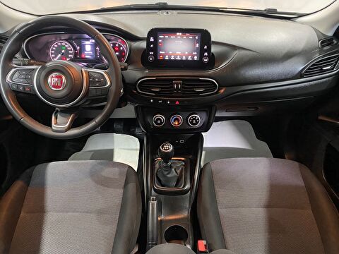 2023 Benzin Manuel Fiat Egea Mavi Gürel Tasarım Aksesuar Otomotiv San. Tic. Ltd. Şti.