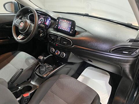 2023 Benzin Manuel Fiat Egea Mavi Gürel Tasarım Aksesuar Otomotiv San. Tic. Ltd. Şti.