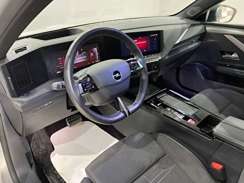 2024 Elektrik Otomatik Opel Astra-e Gümüş Gri Gürel Tasarım Aksesuar Otomotiv San. Tic. Ltd. Şti.