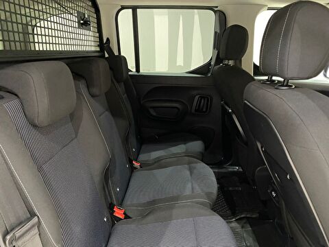 2025 Dizel Otomatik Fiat Doblo Combi Beyaz Gürel Tasarım Aksesuar Otomotiv San. Tic. Ltd. Şti.