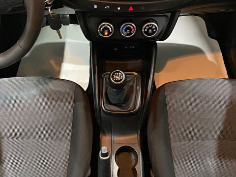 2023 Benzin Manuel Fiat Egea Mavi Gürel Tasarım Aksesuar Otomotiv San. Tic. Ltd. Şti.