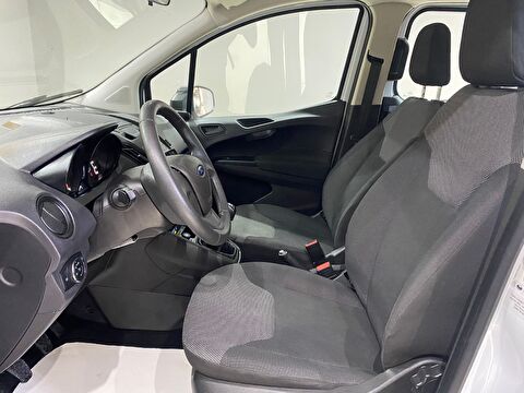 2022 Dizel Manuel Ford Tourneo Courier Journey Beyaz Gürel Tasarım Aksesuar Otomotiv San. Tic. Ltd. Şti.