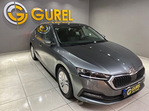 2022 Hybrid Otomatik Skoda Octavia Gri Gürel Tasarım Aksesuar Otomotiv San. Tic. Ltd. Şti.