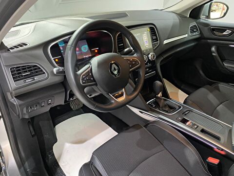 2024 Benzin Otomatik Renault Megane Gri Gürel Tasarım Aksesuar Otomotiv San. Tic. Ltd. Şti.