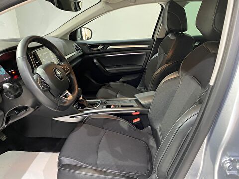 2024 Benzin Otomatik Renault Megane Gri Gürel Tasarım Aksesuar Otomotiv San. Tic. Ltd. Şti.
