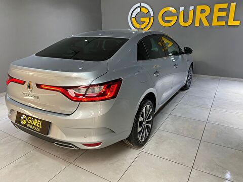 2024 Benzin Otomatik Renault Megane Gri Gürel Tasarım Aksesuar Otomotiv San. Tic. Ltd. Şti.