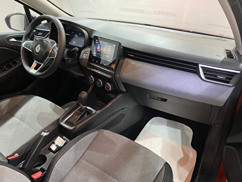 2023 Benzin Otomatik Renault Clio Turuncu Gürel Tasarım Aksesuar Otomotiv San. Tic. Ltd. Şti.