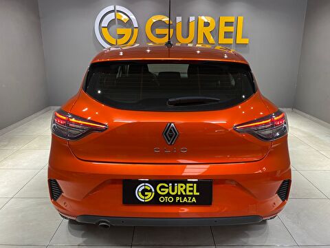 2023 Benzin Otomatik Renault Clio Turuncu Gürel Tasarım Aksesuar Otomotiv San. Tic. Ltd. Şti.