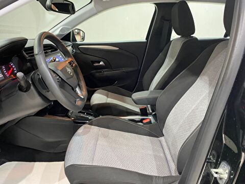 2024 Benzin Otomatik Opel Corsa Siyah Gürel Tasarım Aksesuar Otomotiv San. Tic. Ltd. Şti.