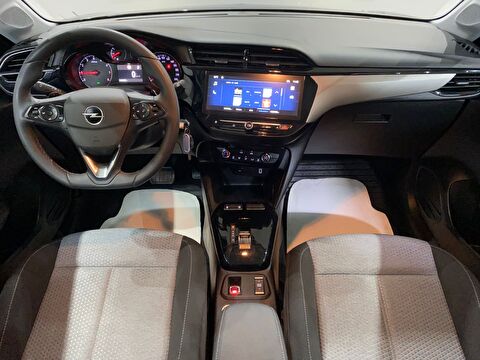 2024 Benzin Otomatik Opel Corsa Siyah Gürel Tasarım Aksesuar Otomotiv San. Tic. Ltd. Şti.