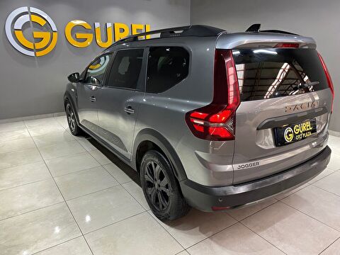 2023 Benzin Manuel Dacia Jogger Yeşil Gürel Tasarım Aksesuar Otomotiv San. Tic. Ltd. Şti.